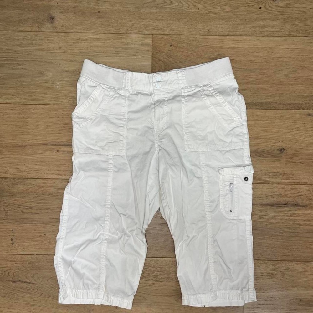 Lee White Capris